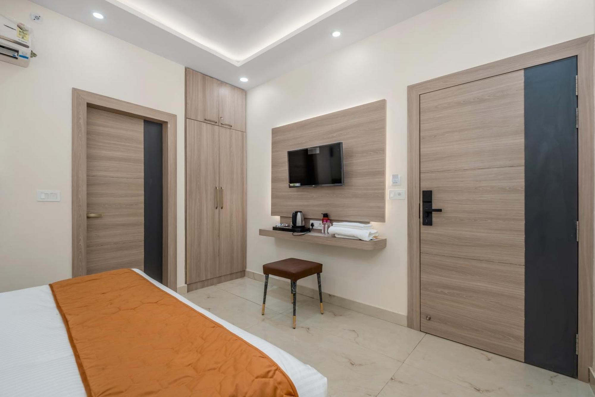 Hotel Sudarshan Ayodhya Exterior foto
